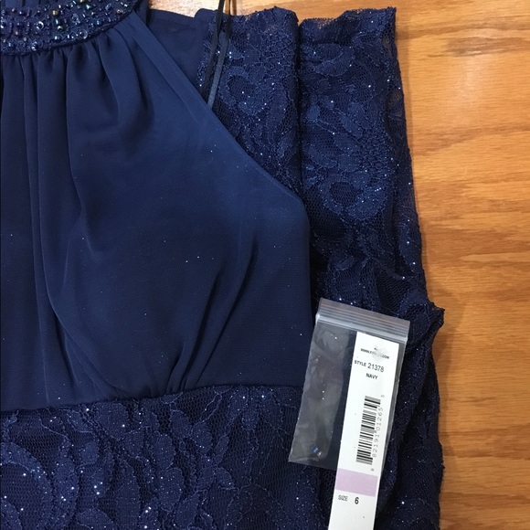 💐SALE💐Nightway Illusion Lace Halter Gown - Picture 3 of 5